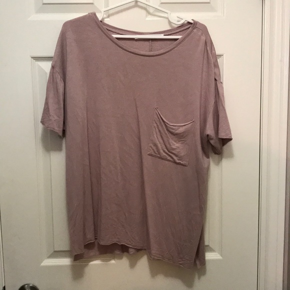 Loose fitting t shrit - Picture 1 of 1